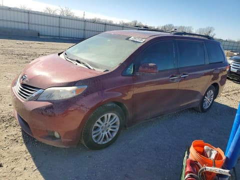 2013 Toyota Sienna, VIN 5TDYK3DC3DS326266. Фото 1 з 6 з аукціону Copart. Каталог авто зі США OpenDataCar.