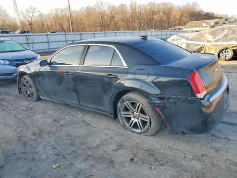 2018 Chrysler 300, VIN 2C3CCAAG4JH191414. Фото 2 з 6 з аукціону Copart. Каталог авто зі США OpenDataCar.