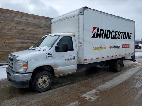 2022 Ford Econoline, VIN 1FDXE4FN7NDC16062. Фото 1 з 6 з аукціону Copart. Каталог авто зі США OpenDataCar.