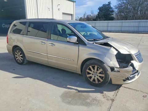 2012 Chrysler Town & Country, VIN 2C4RC1CGXCR416273. Photo 4 of 6 from Copart auction. OpenDataCar US salvage catalog.
