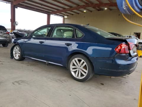 2019 Volkswagen Passat, VIN 1VWLA7A38KC014254. Фото 2 з 6 з аукціону Copart. Каталог авто зі США OpenDataCar.