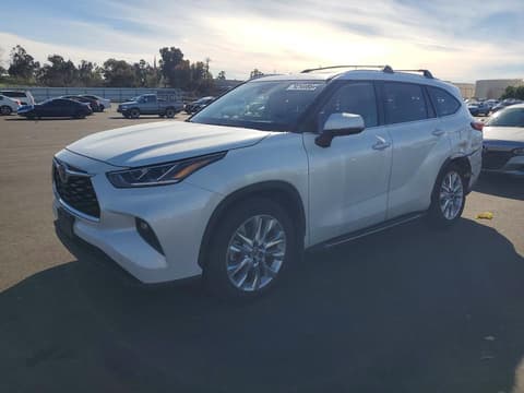 2022 Toyota Highlander, VIN 5TDDZRBH9NS572316. Фото 1 з 6 з аукціону Copart. Каталог авто зі США OpenDataCar.