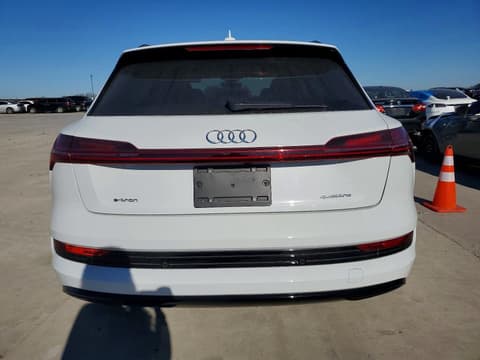 2021 Audi e-tron, VIN WA1AAAGE8MB031400. Фото 6 з 6 з аукціону Copart. Каталог авто зі США OpenDataCar.