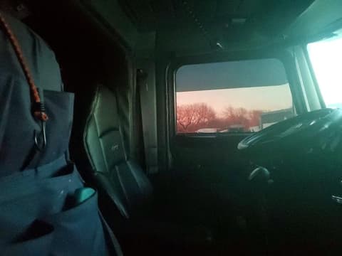 2005 Peterbilt 385, VIN 1XPGDU9X35D876148. Photo 5 of 6 from Copart auction. OpenDataCar US salvage catalog.