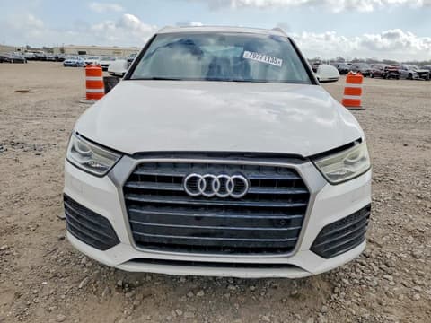 2018 Audi Q3, VIN WA1BCCFS1JR013292. Фото 5 з 6 з аукціону Copart. Каталог авто зі США OpenDataCar.