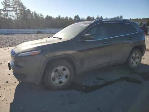 2015 Jeep Cherokee, VIN 1C4PJMCB5FW610756. Фото 1 з 6 з аукціону Copart. Каталог авто зі США OpenDataCar.