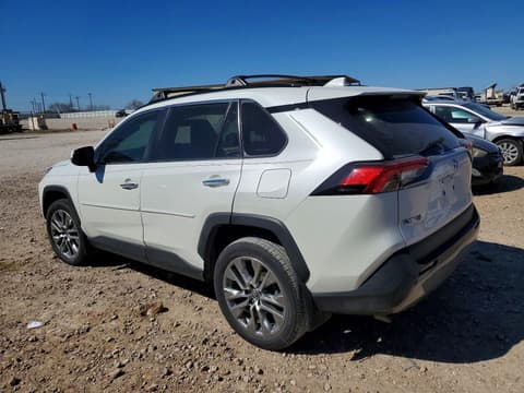 2020 Toyota RAV4, VIN 2T3Y1RFV3LC035804. Фото 2 з 6 з аукціону Copart. Каталог авто зі США OpenDataCar.