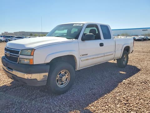 2006 Chevrolet Silverado, VIN 1GCHC29U36E187967. Фото 1 з 6 з аукціону Copart. Каталог авто зі США OpenDataCar.