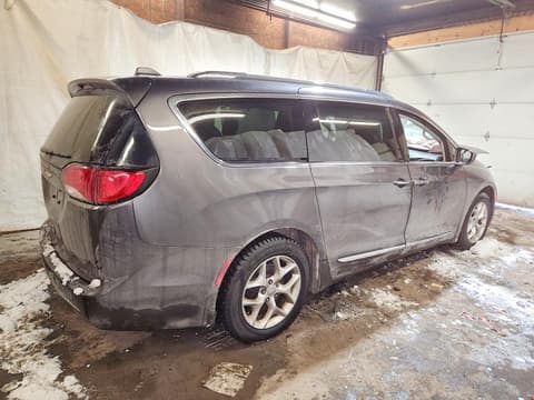 2018 Chrysler Pacifica, VIN 2C4RC1EG5JR292858. Фото 3 з 6 з аукціону Copart. Каталог авто зі США OpenDataCar.