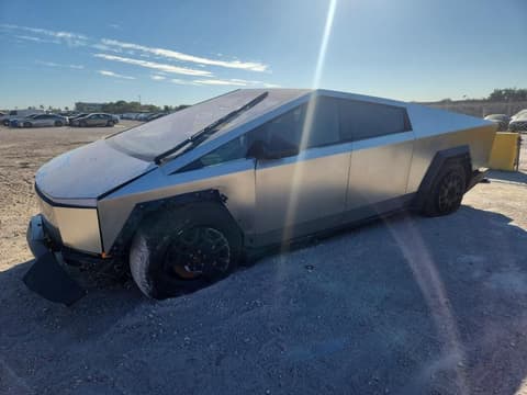 2025 Tesla Cybertruck, VIN 7G2CEHEE0SA061350. Фото 1 з 6 з аукціону Copart. Каталог авто зі США OpenDataCar.