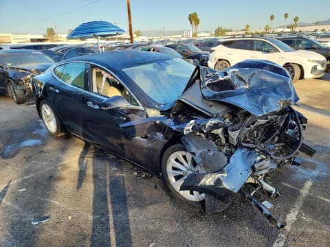 2017 Tesla Model S, VIN 5YJSA1E28HF198667. Фото 4 з 6 з аукціону Copart. Каталог авто зі США OpenDataCar.