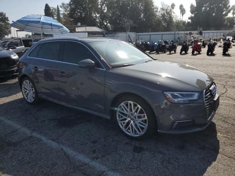 2018 Audi A3 e-tron, VIN WAUSPBFF5JA060781. Фото 4 з 6 з аукціону Copart. Каталог авто зі США OpenDataCar.