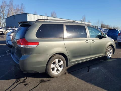 2012 Toyota Sienna, VIN 5TDKK3DC1CS215137. Фото 3 з 6 з аукціону Copart. Каталог авто зі США OpenDataCar.
