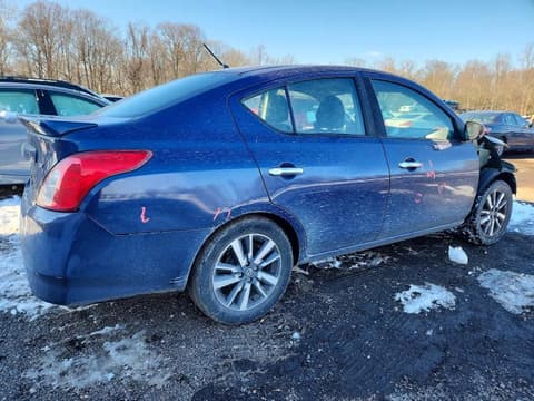 2019 Nissan Versa, VIN 3N1CN7AP7KL857329. Фото 3 з 6 з аукціону Copart. Каталог авто зі США OpenDataCar.