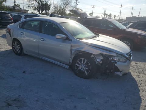 2018 Nissan Altima, VIN 1N4AL3APXJC117244. Фото 4 з 6 з аукціону Copart. Каталог авто зі США OpenDataCar.