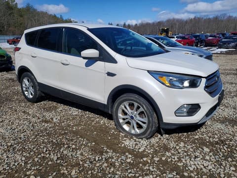 2017 Ford Escape, VIN 1FMCU9GD7HUB50265. Фото 4 з 6 з аукціону Copart. Каталог авто зі США OpenDataCar.