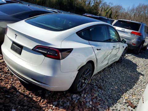 2022 Tesla Model 3, VIN 5YJ3E1EAXNF326953. Фото 3 з 6 з аукціону Copart. Каталог авто зі США OpenDataCar.