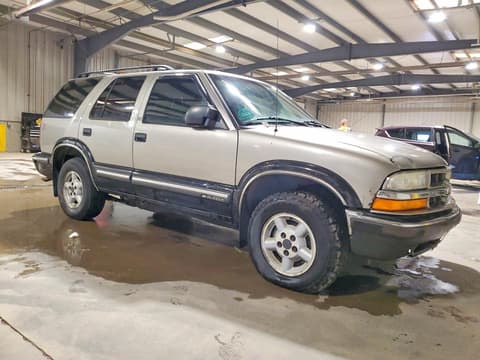 1999 Chevrolet Blazer, VIN 1GNDT13W4X2222738. Фото 4 з 6 з аукціону Copart. Каталог авто зі США OpenDataCar.