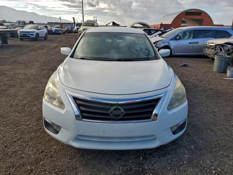 2015 Nissan Altima, VIN 1N4AL3AP5FN399580. Фото 5 з 6 з аукціону Copart. Каталог авто зі США OpenDataCar.