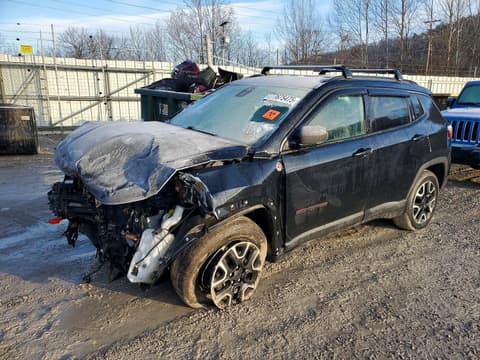 2019 Jeep Compass, VIN 3C4NJDDB0KT795384. Фото 1 з 6 з аукціону Copart. Каталог авто зі США OpenDataCar.