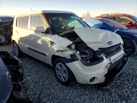 2013 Kia Soul, VIN KNDJT2A58D7489567. Zdjęcie 4 z 6 z aukcji Copart. Katalog aut z USA OpenDataCar.