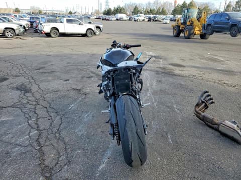 2021 Bmw S 1000, VIN WB10E2303M6E76481. Zdjęcie 4 z 6 z aukcji Copart. Katalog aut z USA OpenDataCar.