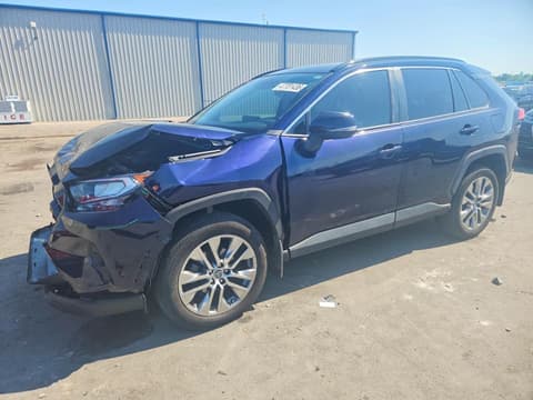 2019 Toyota RAV4, VIN 2T3C1RFV1KC012630. Фото 1 з 6 з аукціону Copart. Каталог авто зі США OpenDataCar.