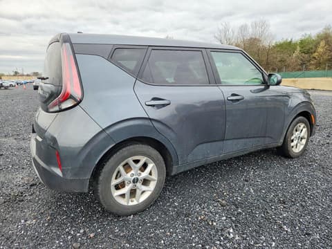 2023 Kia Soul, VIN KNDJ23AU3P7885586. Фото 3 з 6 з аукціону Copart. Каталог авто зі США OpenDataCar.