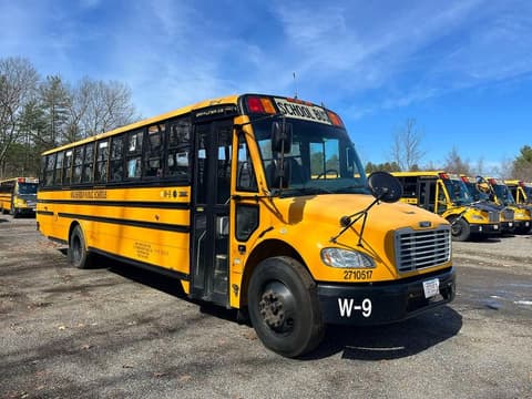 2017 Freightliner , VIN 4UZABRDU5HCHS5666. Фото 1 з 6 з аукціону Copart. Каталог авто зі США OpenDataCar.