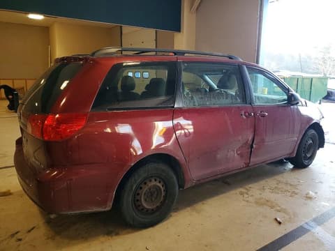 2010 Toyota Sienna, VIN 5TDKK4CC4AS329895. Фото 3 з 6 з аукціону Copart. Каталог авто зі США OpenDataCar.