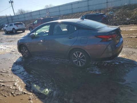 2021 Nissan Versa, VIN 3N1CN8EV8ML861648. Фото 2 з 6 з аукціону Copart. Каталог авто зі США OpenDataCar.