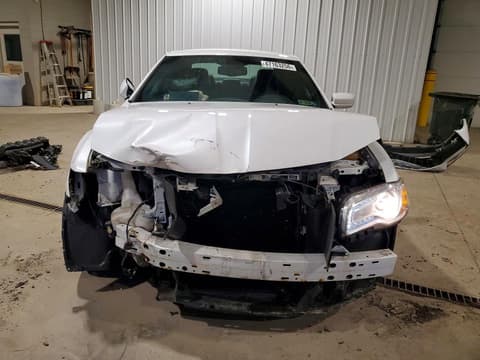 2013 Chrysler 300, VIN 2C3CCAAG1DH510076. Фото 5 из 6 с аукциона Copart. Каталог авто из США OpenDataCar.