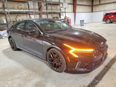 2025 Kia K5, VIN KNAG64J70S5371050. Фото 4 з 6 з аукціону Copart. Каталог авто зі США OpenDataCar.