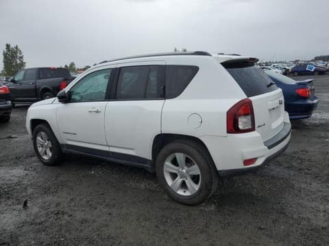 2016 Jeep Compass, VIN 1C4NJDBB9GD662302. Фото 2 з 6 з аукціону Copart. Каталог авто зі США OpenDataCar.