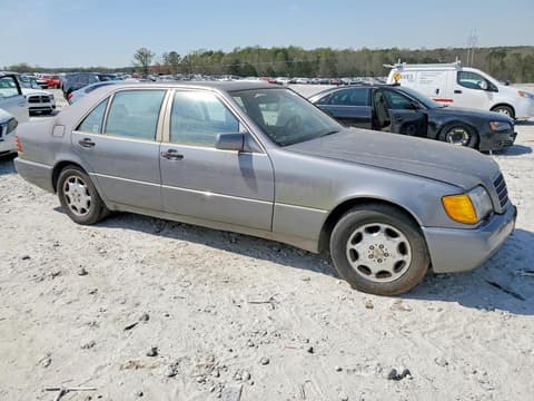 1993 Mercedes-benz 400, VIN WDBGA43E4PA101037. Фото 4 з 6 з аукціону Copart. Каталог авто зі США OpenDataCar.
