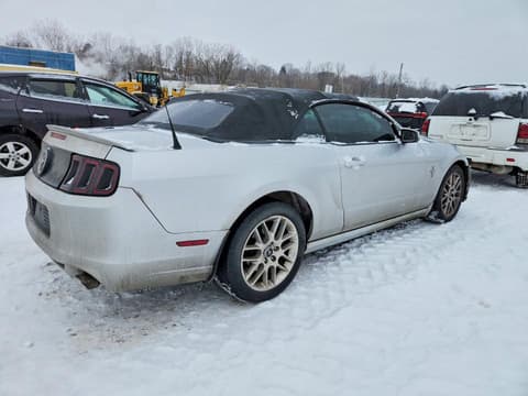 2014 Ford Mustang, VIN 1ZVBP8EM1E5204196. Фото 3 з 6 з аукціону Copart. Каталог авто зі США OpenDataCar.