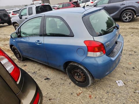 2010 Toyota Yaris, VIN JTDJT4K36A5325315. Фото 2 з 6 з аукціону Copart. Каталог авто зі США OpenDataCar.