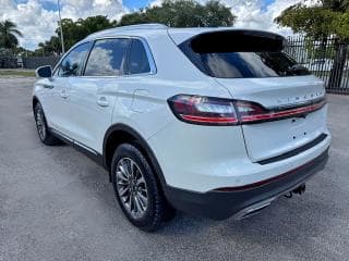 2021 Lincoln Nautilus, VIN 2LMPJ8K90MBL12748. Фото 2 з 6 з аукціону Copart. Каталог авто зі США OpenDataCar.