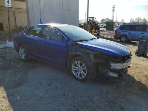 2015 Chrysler 200, VIN 1C3CCCABXFN692175. Фото 4 з 6 з аукціону Copart. Каталог авто зі США OpenDataCar.