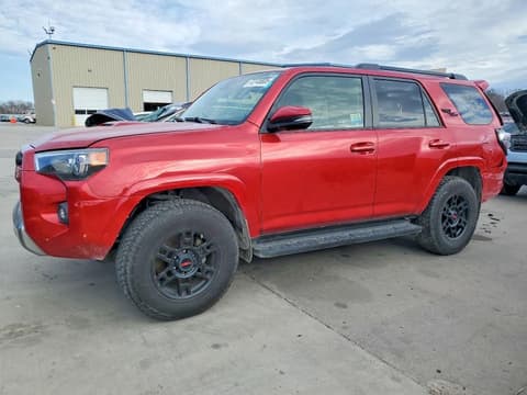 2021 Toyota 4Runner, VIN JTERU5JR0M5927509. Фото 1 з 6 з аукціону Copart. Каталог авто зі США OpenDataCar.