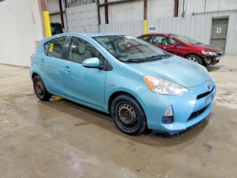 2012 Toyota Prius C, VIN JTDKDTB32C1011098. Фото 4 з 6 з аукціону Copart. Каталог авто зі США OpenDataCar.