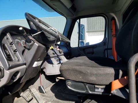 2015 Freightliner M2, VIN 3ALACWDT0FDGP9973. Фото 5 з 6 з аукціону Copart. Каталог авто зі США OpenDataCar.