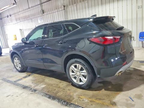 2022 Chevrolet Blazer, VIN 3GNKBHR44NS150918. Фото 2 з 6 з аукціону Copart. Каталог авто зі США OpenDataCar.