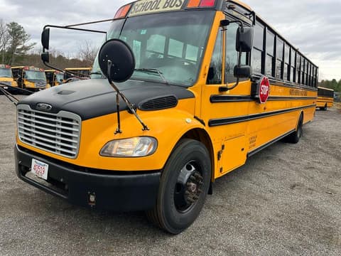 2016 Freightliner Chassis, VIN 4UZABRDU4GCHJ9470. Фото 2 з 6 з аукціону Copart. Каталог авто зі США OpenDataCar.