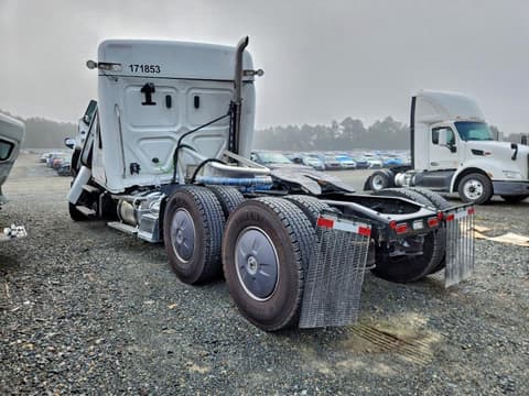 2026 Freightliner Cascadia 126, VIN 3AKJHHDV7TSWL4794. Фото 3 из 6 с аукциона Copart. Каталог авто из США OpenDataCar.