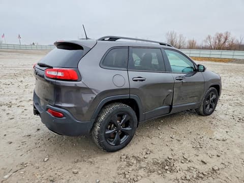 2018 Jeep Cherokee, VIN 1C4PJMDX9JD532948. Фото 3 з 6 з аукціону Copart. Каталог авто зі США OpenDataCar.