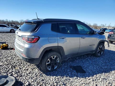 2017 Jeep Compass, VIN 3C4NJDDB7HT651646. Zdjęcie 3 z 6 z aukcji Copart. Katalog aut z USA OpenDataCar.