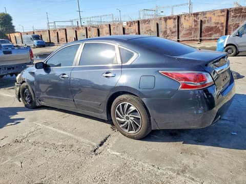 2015 Nissan Altima, VIN 1N4AL3AP6FC569957. Фото 2 з 6 з аукціону Copart. Каталог авто зі США OpenDataCar.