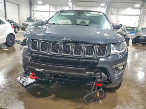 2018 Jeep Compass, VIN 3C4NJDDB9JT199883. Фото 5 з 6 з аукціону Copart. Каталог авто зі США OpenDataCar.