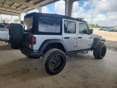 2021 Jeep Wrangler Unlimited, VIN 1C4HJXDN9MW618497. Фото 3 из 6 с аукциона Copart. Каталог авто из США OpenDataCar.